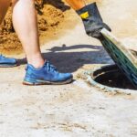 Man,Pumping,Out,House,Septic,Tank.,Drain,And,Sewage,Cleaning